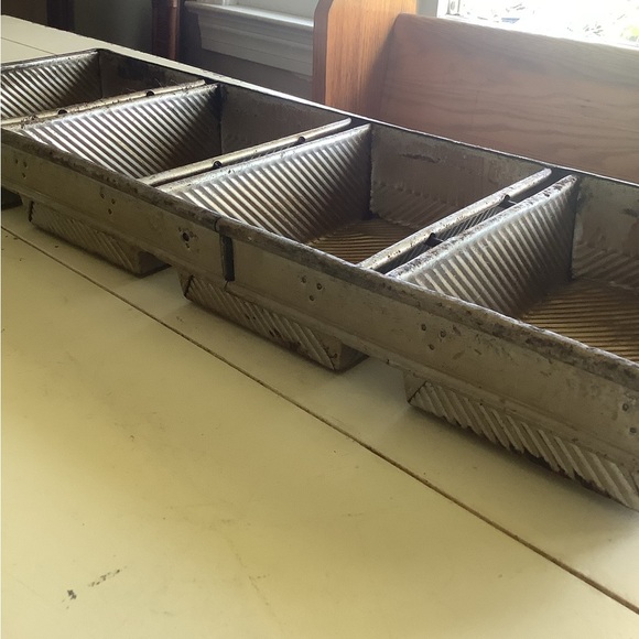 Vintage Industrial Commercial Metal Bread Pan - Picture 3 of 10